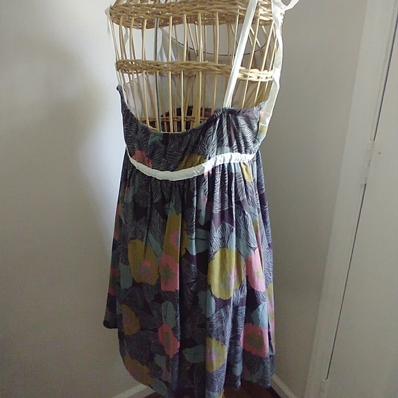 Dress Women's tie strap dress - Picture 3 of 7